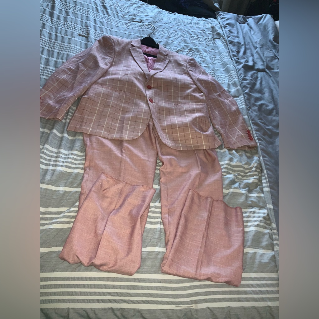 Blue Martini Men’s Suit.44r. Pants 38r. Closet Kept. Nwot.